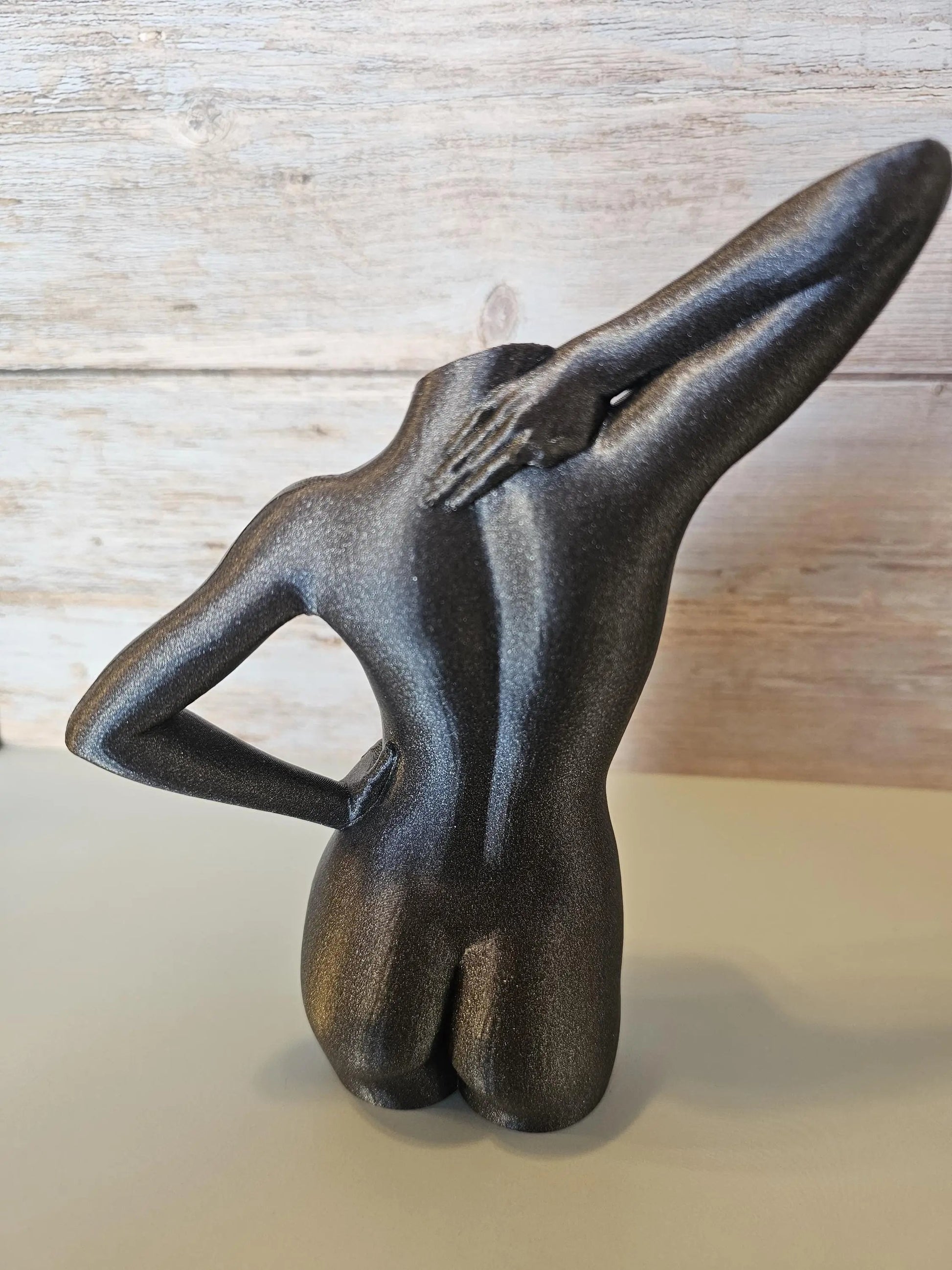 Elegant 3D Printed Female Torso Vase: Modern Silver-Grey Sculpture for Minimalist Home Decor CR3 Design Co