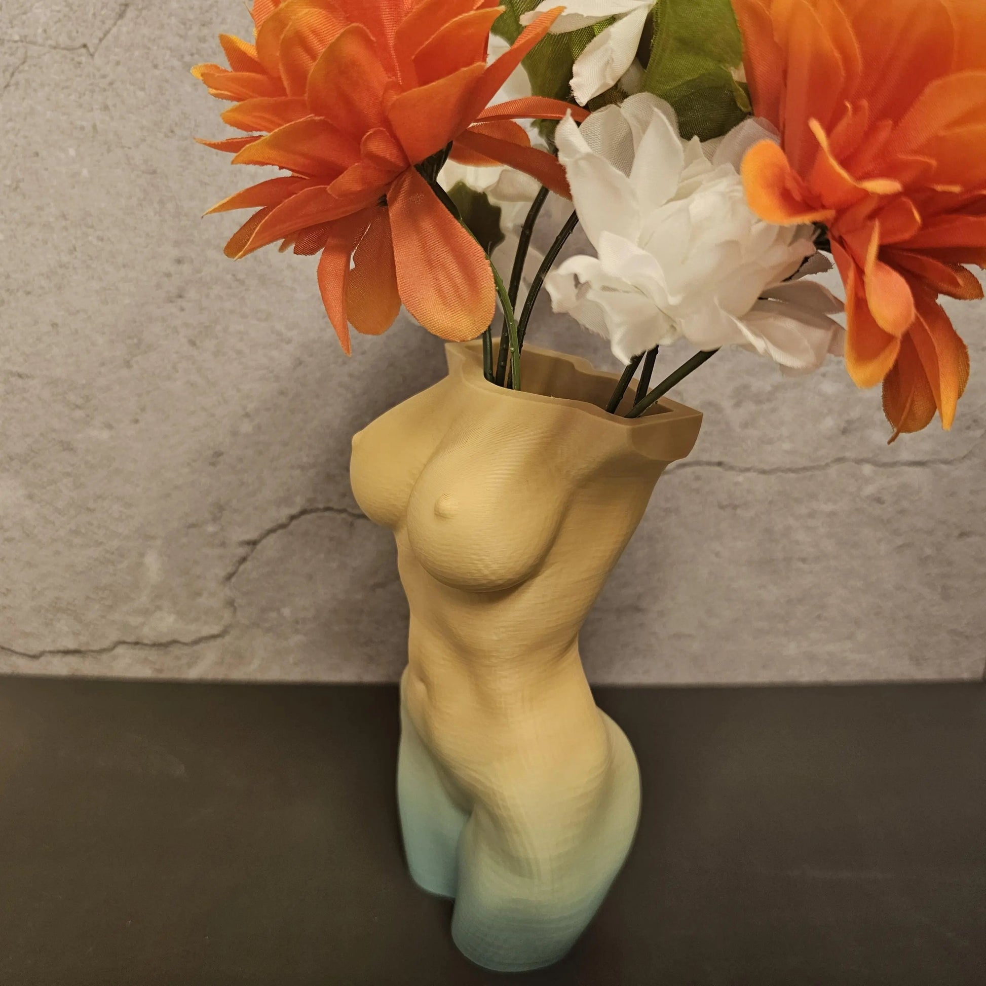 Elegant Pastel Female Torso Vase: Modern 3D Printed Sculpture for Stylish Home Decor CR3 Design Co