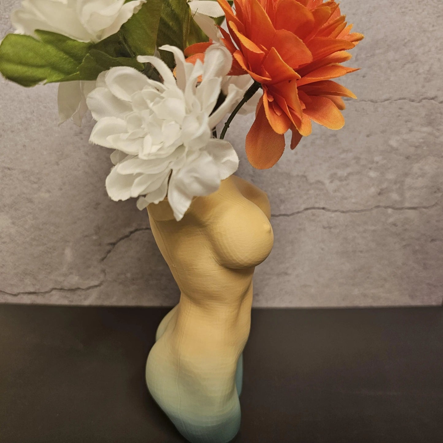 Elegant Pastel Female Torso Vase: Modern 3D Printed Sculpture for Stylish Home Decor CR3 Design Co
