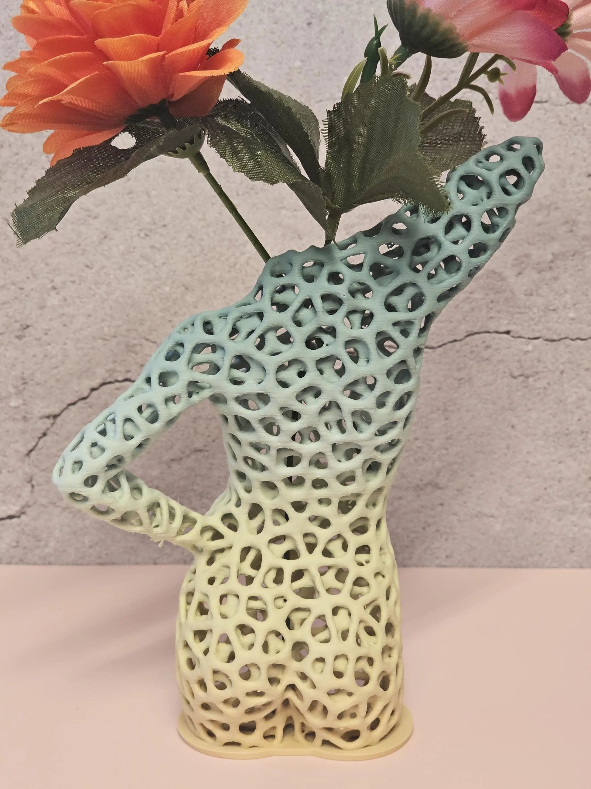 Voronoi Torso Vase: 3D Printed Sculptural Art - Modern Home Decor CR3 Design Co