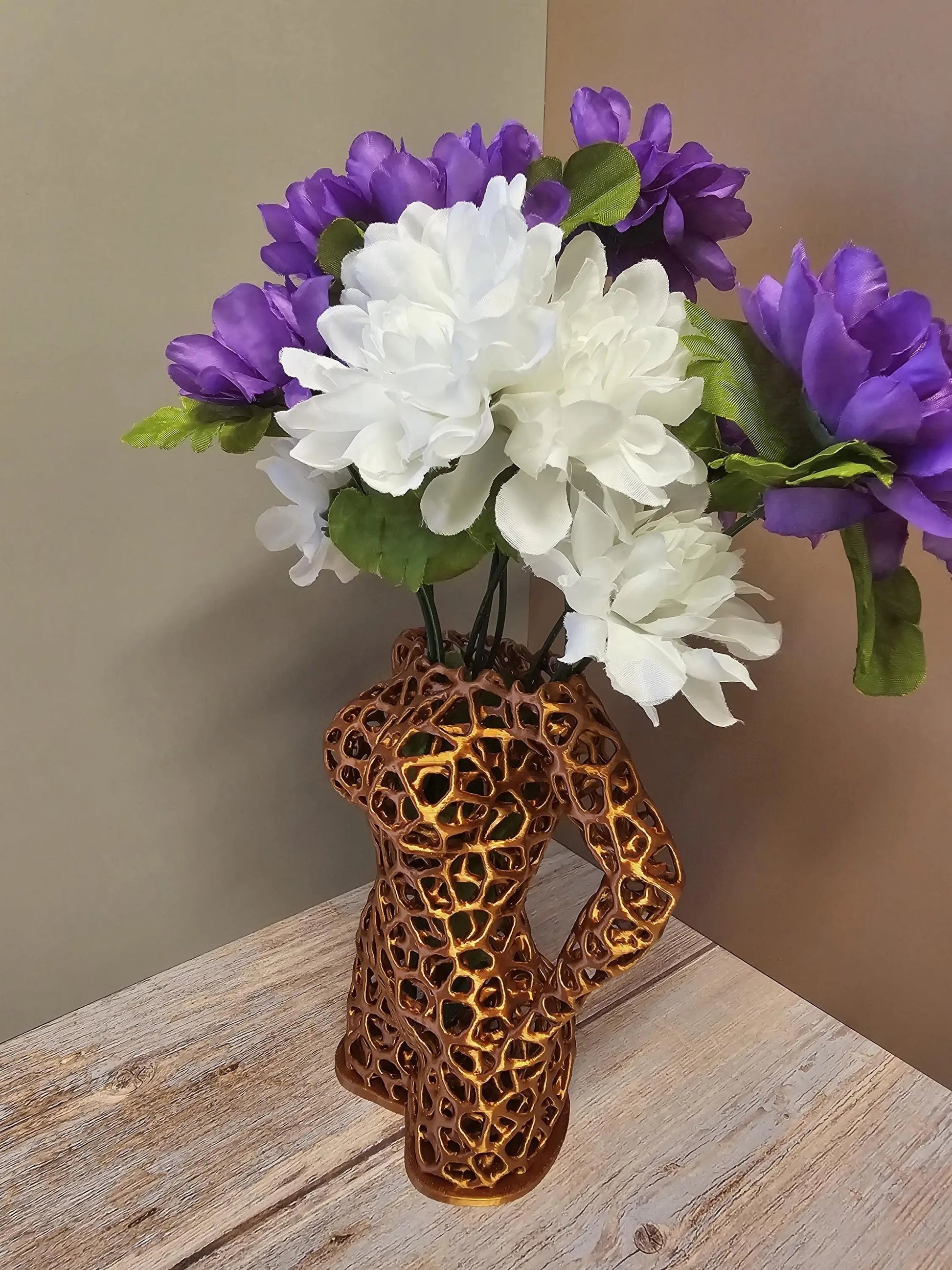 Elegant Voronoi Female Torso Vase: 3D Printed Copper Sculpture Planter for Modern Home Decor CR3 Design Co