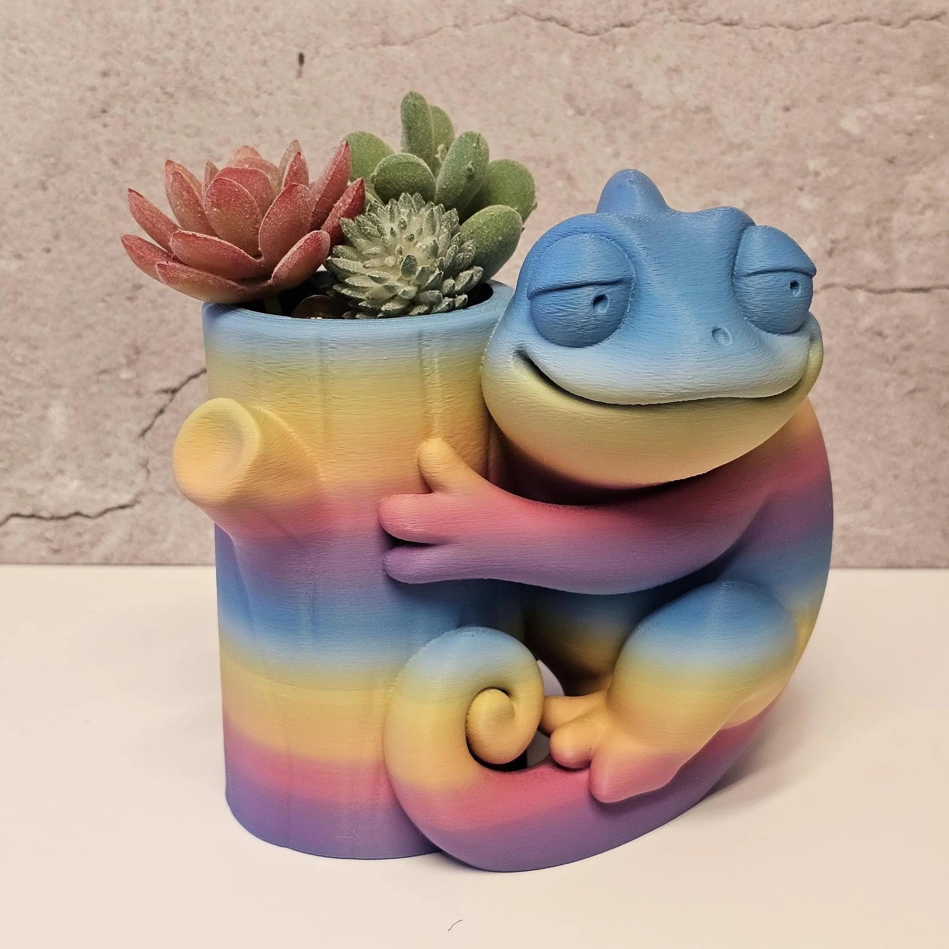 Vibrant 3D Printed Chameleon Planter: Unique Gradient Lizard Pot for Succulents and Home Decor CR3 Design Co