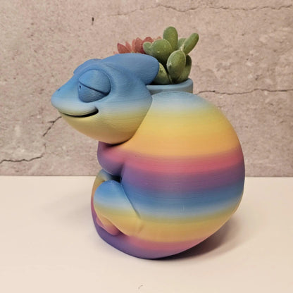 Vibrant 3D Printed Chameleon Planter: Unique Gradient Lizard Pot for Succulents and Home Decor CR3 Design Co